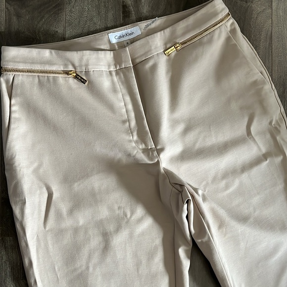 Calvin Klein Capris Pants - size 6 - Picture 3 of 12